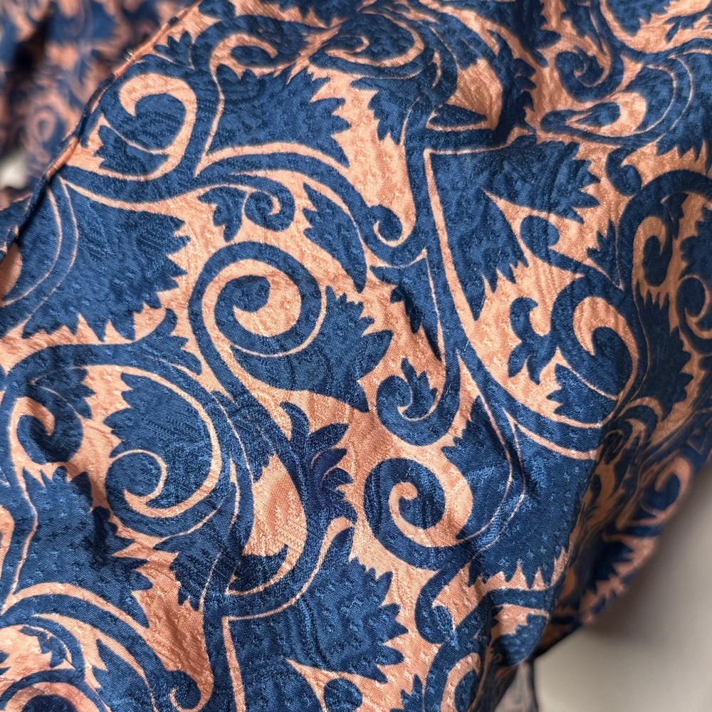 Marc by Marc Jacobs Blue and pink Baroque Patterned silk Blouse‎ - Size 4 - Picture 4 of 5